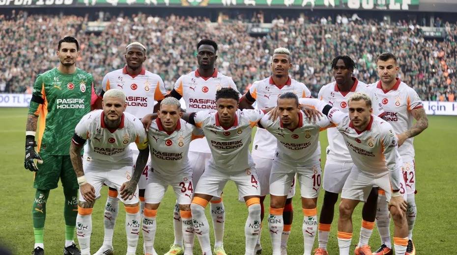 Galatasaray’a Lucas Torreira Şoku! Sakatlanarak Oyundan Çıktı!