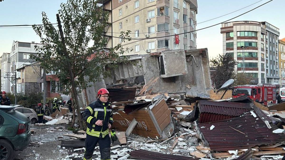 Aileden Geride Sadece Dilara Kaldı! Dedesi Konuştu: Hastaneden Çıkar Çıkmaz Mezarlığa Gitti!