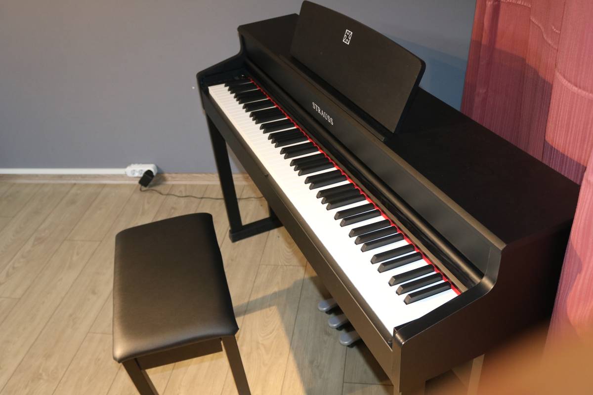 SANAT AKADEMİSİ KURUCU MÜDÜRÜ PEYNİRCİOĞLU: “HER ÇOCUĞUN İÇİNDE PARLAMAYI BEKLEYEN BİR IŞIK VAR”