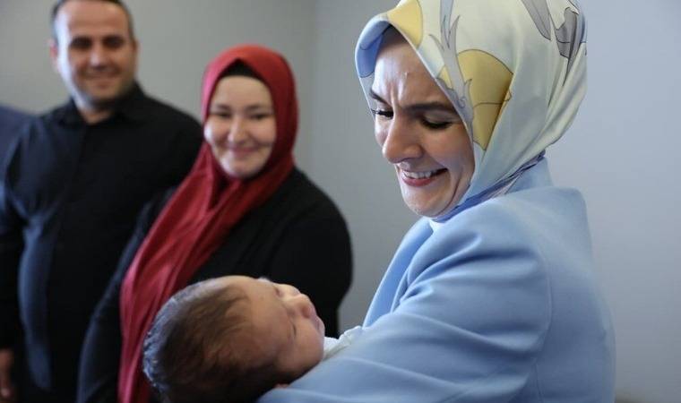 Kasım Ayı Doğum Yardımı Ödemeleri Başladı: 5000 TL Parayı Kimler Alabilir? Tüm Detaylar!