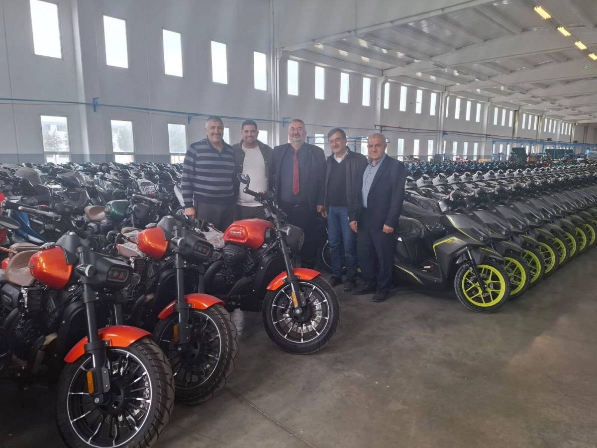 MHP Dazkırı İlçe Teşkilatından Esnaf Ziyareti