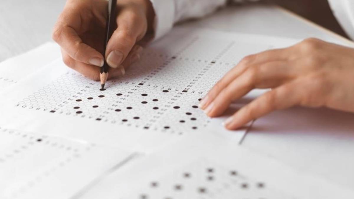 MEB 2026 Sınav Takvimi Açıklandı: LGS ve Bursluluk Sınavı Tarihleri Belli Oldu!