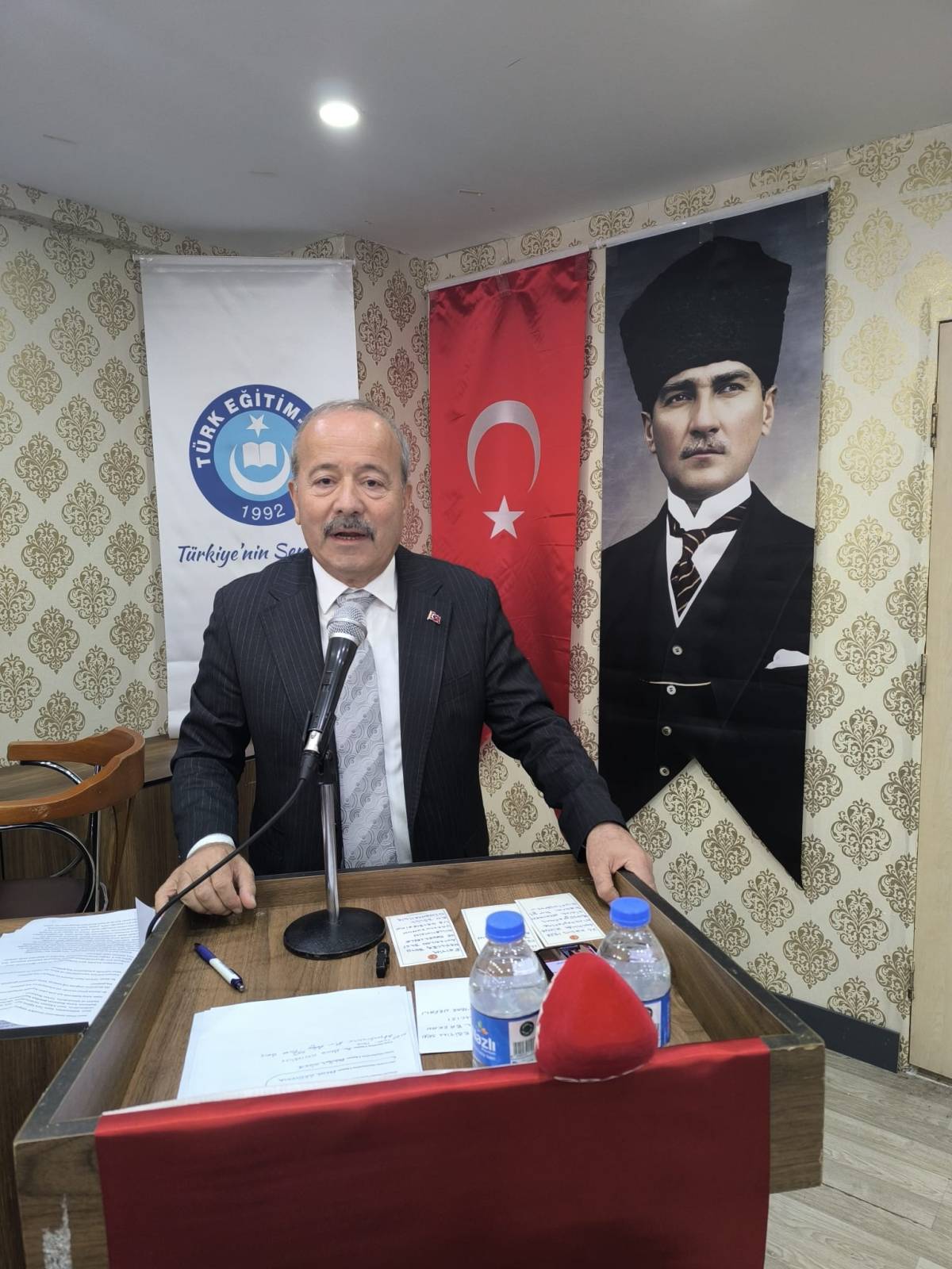 Muhtar Demirci, Türk Eğitim-Sen Afyonkarahisar Şubesi Başkanlığı'nda Güven Tazeledi