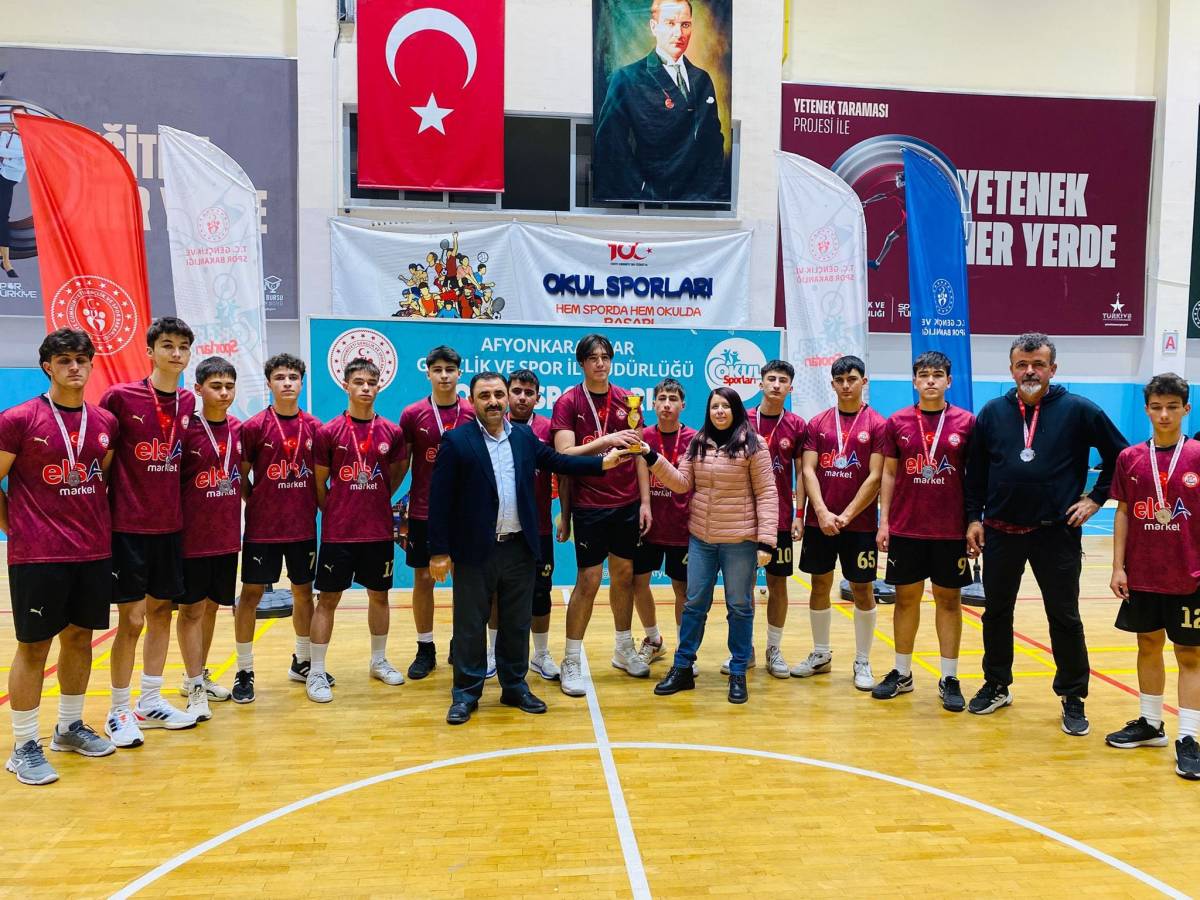 Sandıklı Türk Telekom Fen Lisesi’nden Büyük Başarı