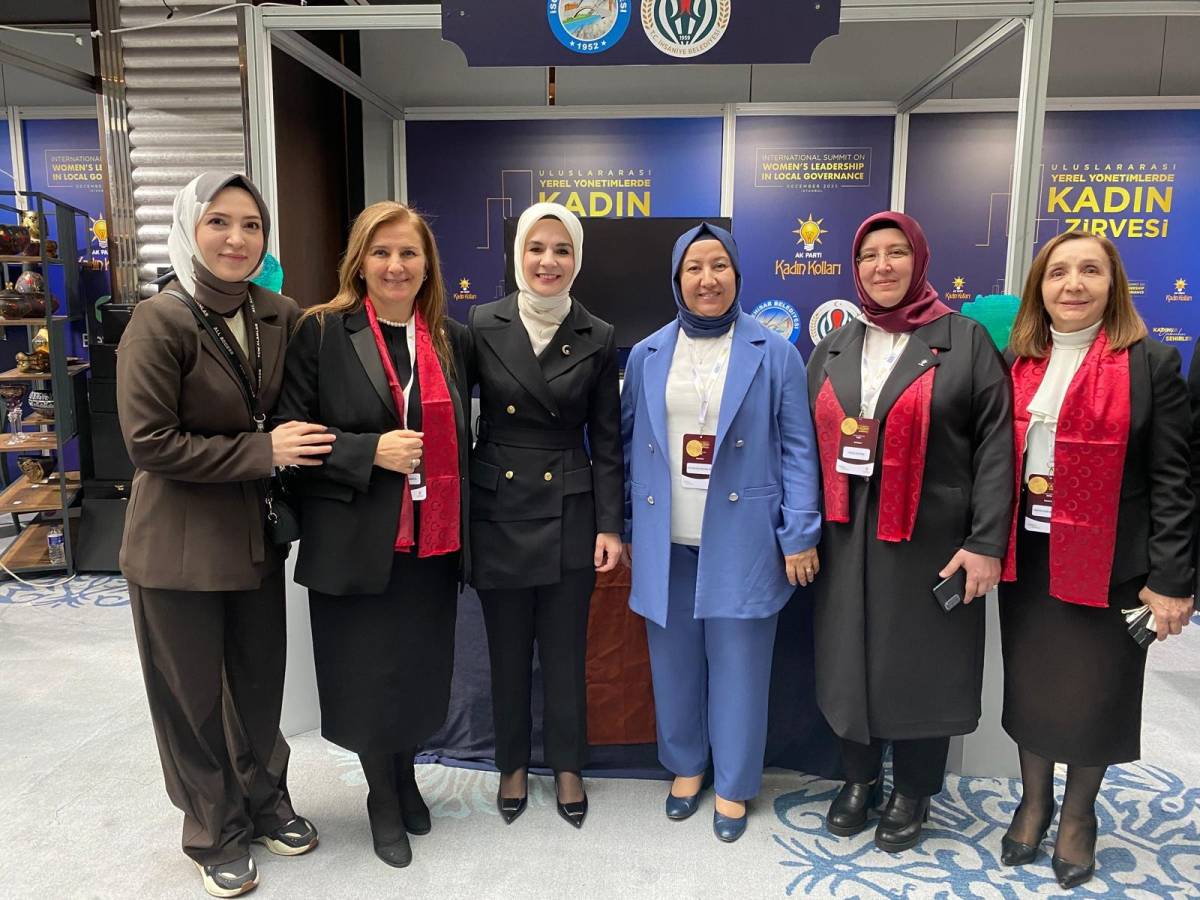 Başkan Kılınçarslan, “Uluslararası Yerel Yönetimlerde Kadın Zirvesine” Programına Katıldı