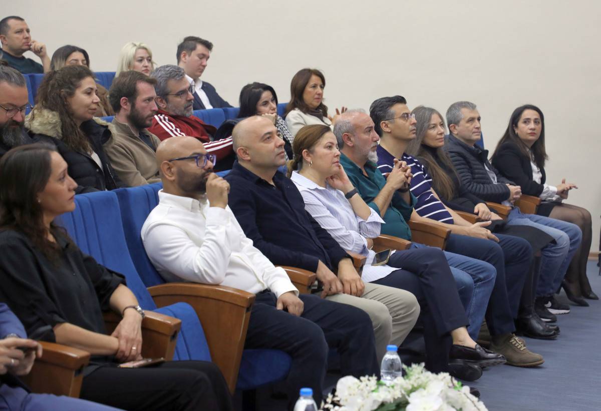 AFSÜ Tıp Konferansında Yenilikçi Tedavi Yöntemleri ve Sağlık Ürünleri Konuşuldu