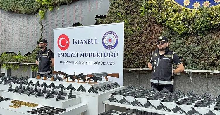 İstanbul'da Motosikletli Suç Çetesi Çökertildi: 10 Kişi Gözaltına Alındı!