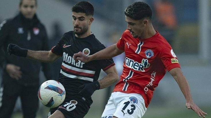 Kasımpaşa - Gençlerbirliği Maçı Ne Zaman, Saat Kaçta, Hangi Kanalda Yayınlanacak? Muhtemel 11'ler!