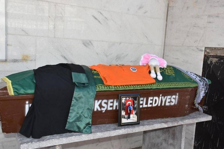 İzmir’de 9 Yaşındaki Ebrar’ın Ölümü Davalık Oldu:  Sanıkların Cezası Belli Oldu!