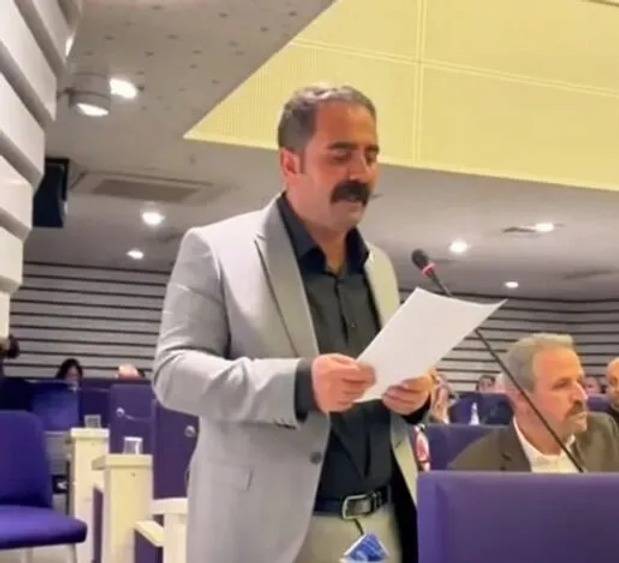 Buca’da Grev Sürerken Tatil Tartışması: Başkan Görkem Duman’a İstifa Çağrısı