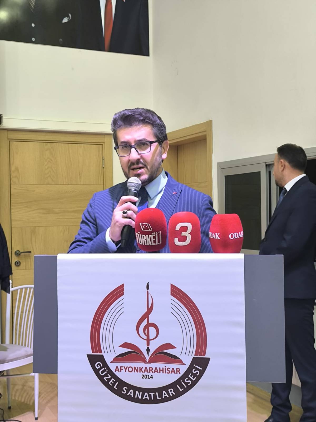 Afyonkarahisar’da Usta Sanatçı Hacıoğulları ve GSL Öğrencileri Kulakların Pasını Sildi