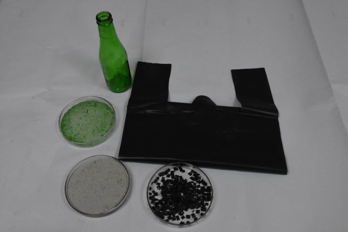 AKÜ’den Çevre Dostu Devrim: Atıklar Asfaltı Güçlendirdi, Yol Ömrü 30 Yıla Çıktı