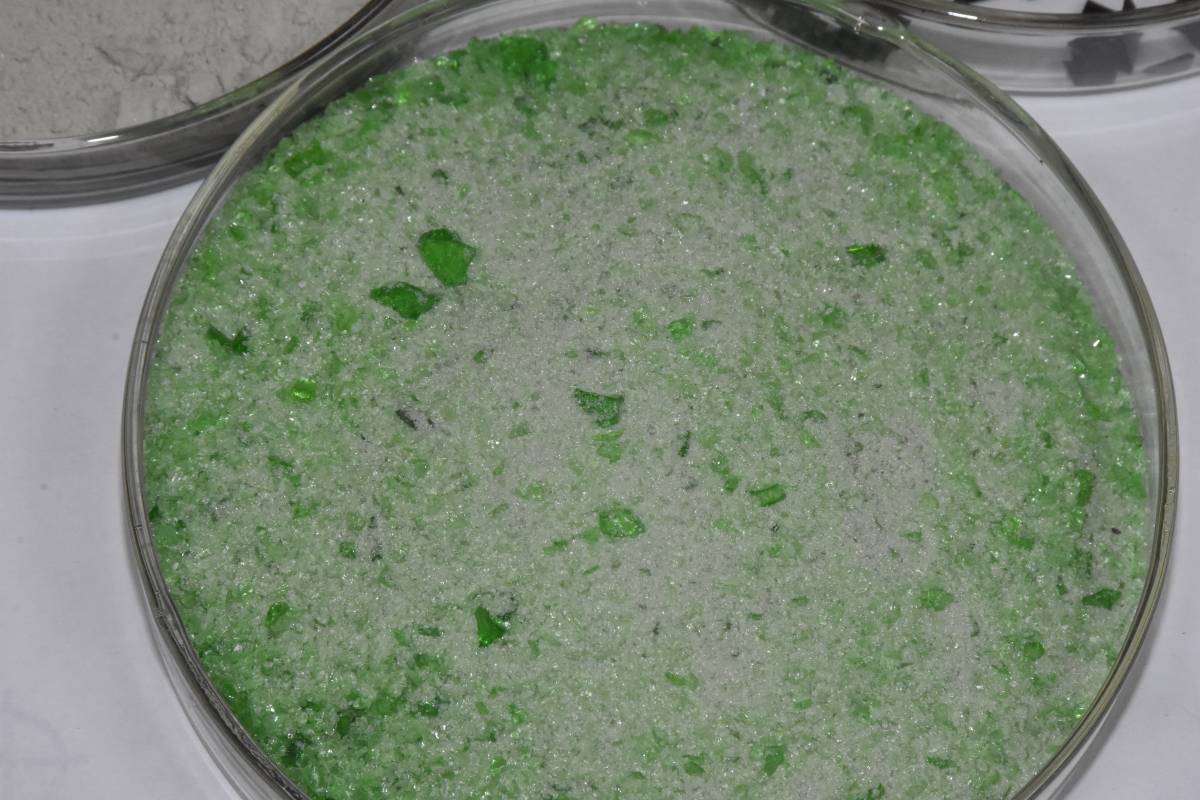 AKÜ’den Çevre Dostu Devrim: Atıklar Asfaltı Güçlendirdi, Yol Ömrü 30 Yıla Çıktı