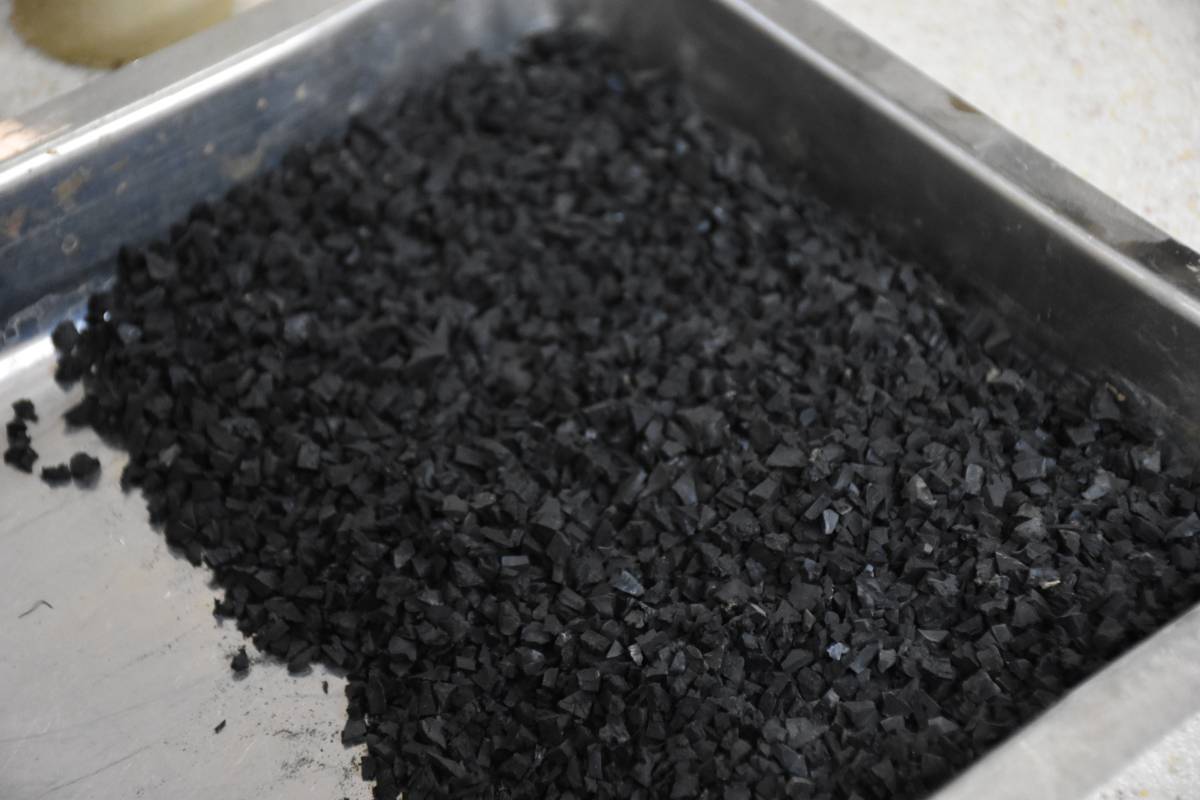 AKÜ’den Çevre Dostu Devrim: Atıklar Asfaltı Güçlendirdi, Yol Ömrü 30 Yıla Çıktı