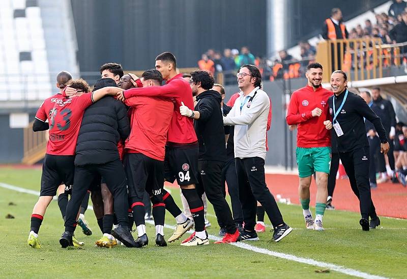 Trendyol Süper Lig’de Alanyaspor - Fatih Karagümrük Maçı Ne Zaman, Saat Kaçta, Hangi Kanaldan İzlenir? İlk 11'ler!