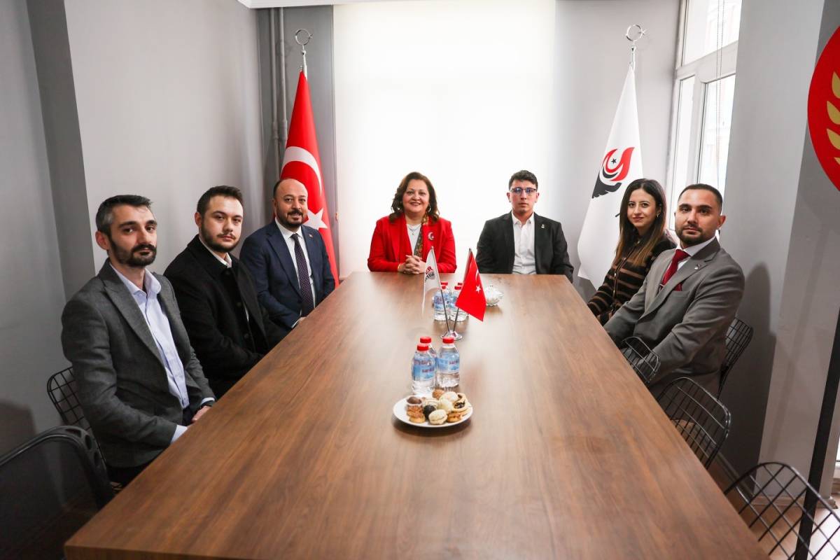 Başkan Köksal’dan Zafer Partisi İl Başkanı Katırcı’ya Ziyaret