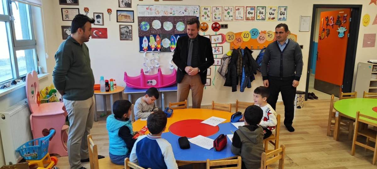 Başmakçı İlçe Milli Eğitim Müdürü Filiz Minik Öğrencilerle Buluştu