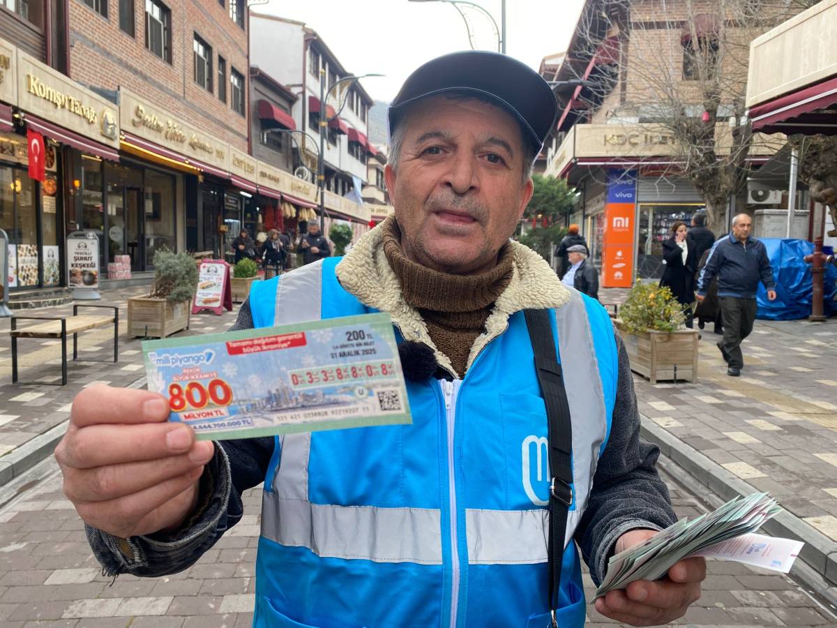 Büyük İkramiye 800 Milyon TL Olunca Biletler Kapışılıyor:  Vatandaş Ne Yapacağını Tek Tek Anlattı!