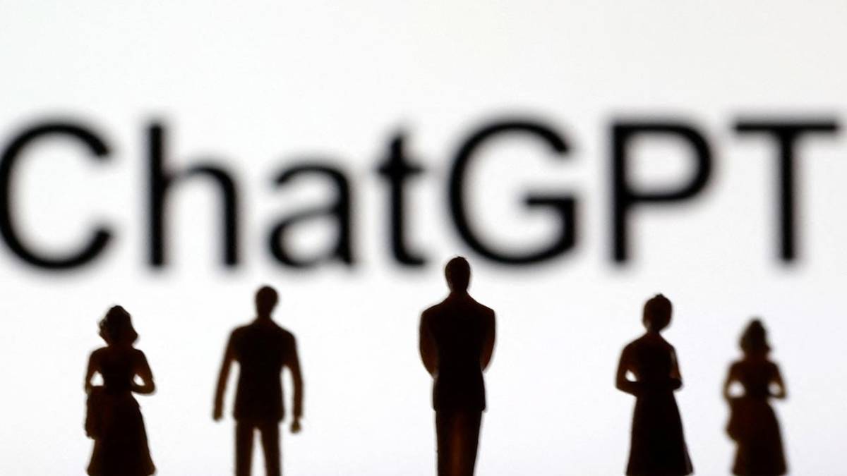 Sosyal Medyayı Karıştıran İddia: ChatGPT Kamerayı İzinsiz mi Açıyor? Gerçek mi Manipülasyon mu? Uzman Açıkladı!