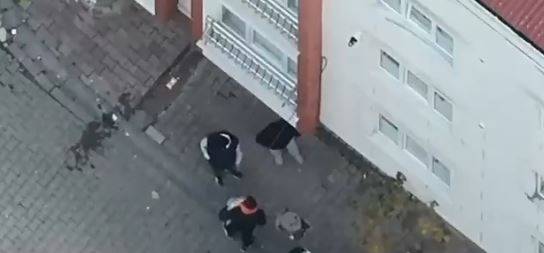 İstanbul Emniyeti Drone Ekipleri Denetimde: Esenyurt'ta Uyuşturucu Ticareti Yapan 3 Şüpheli Yakalandı!