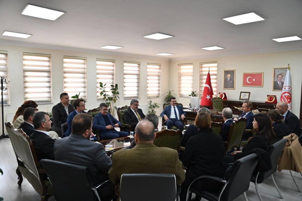 Emirdağ Kaymakamı Akgül, Belçika Büyükelçisi Velde’yi Makamında Ağırladı