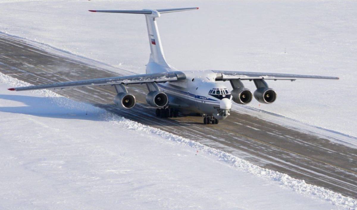 Son Dakika: Rusya'da Askeri Uçak Düştü: Mürettebattan Haber Yok!