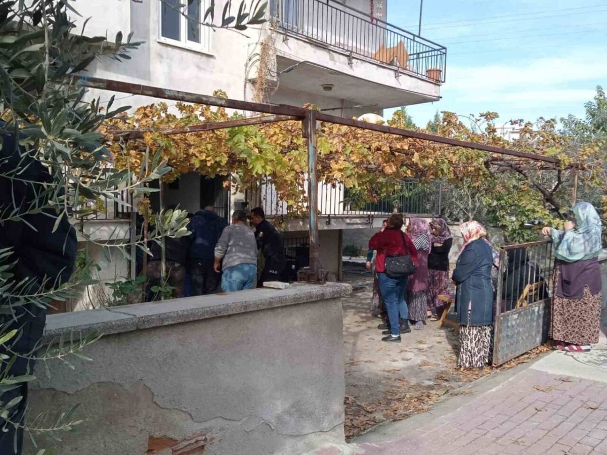 Denizli’de Dehşet! Engelli Adam Evinde Boğazı Kesilmiş Halde Ölü Bulundu!