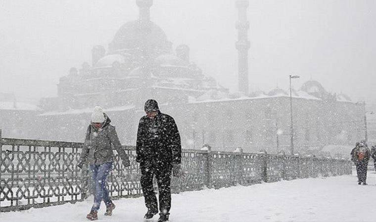 Yeni Yıl Öncesi Soğuk Hava Alarmı: Meteoroloji ve AKOM’dan İstanbul Dahil Kar Uyarısı!