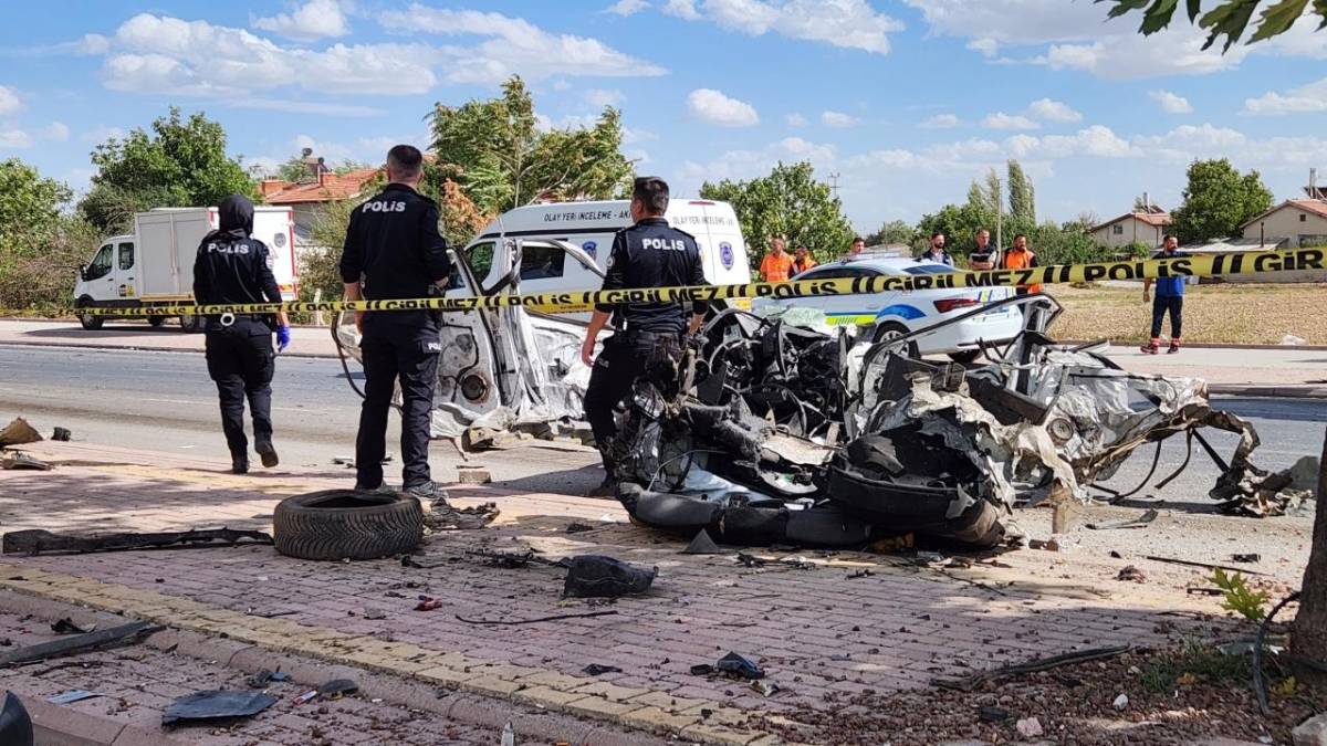 Kırmızı Işıkta Öğretmenin Aracına Çarpmıştı! Feci Kazada İstenen Ceza Belli Oldu!