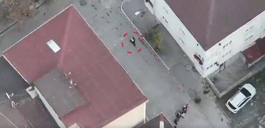 İstanbul Emniyeti Drone Ekipleri Denetimde: Esenyurt'ta Uyuşturucu Ticareti Yapan 3 Şüpheli Yakalandı!