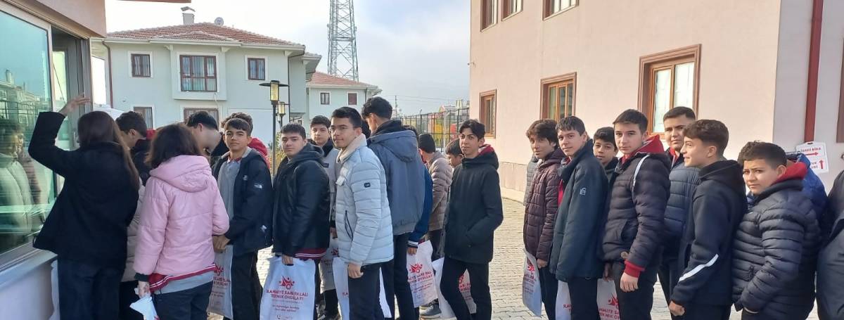 Rahmiye Sare Palalı Teknik Koleji Öğrencilerinden Çocuk Evleri Sitesi’ne Anlamlı Ziyaret