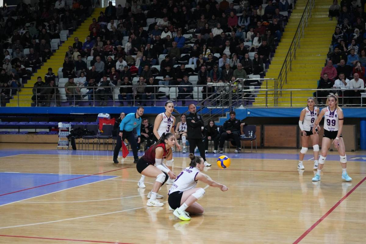 Sultanların Şampiyonluğa Bir Rakip Kaldı!