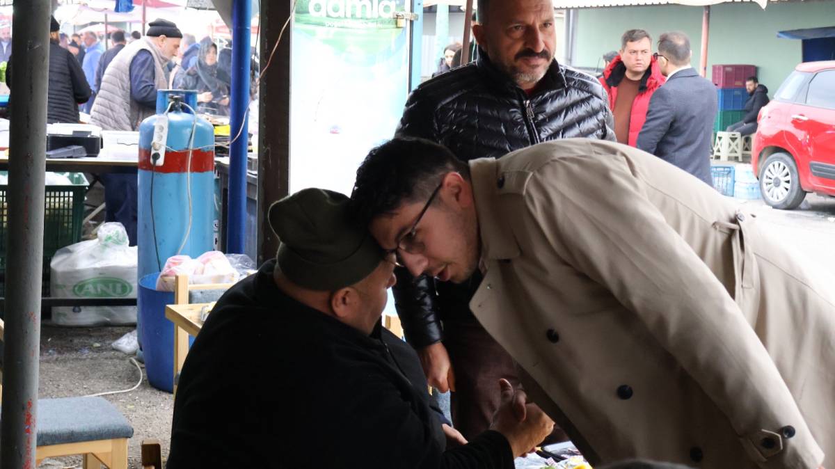 Zafer Partisi Afyonkarahisar İl Başkanlığı’ndan Pazaryeri Ziyareti: “Halkın Derdi Görülmeli, Gerçek Tablolar Ortada!”