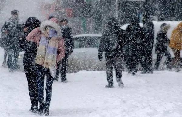 SON DAKİKA: Meteoroloji’den Hava Durumu Uyarısı! Önce Kar, Sonra Bahar Havası! İstanbul İçin Tarih Verildi!