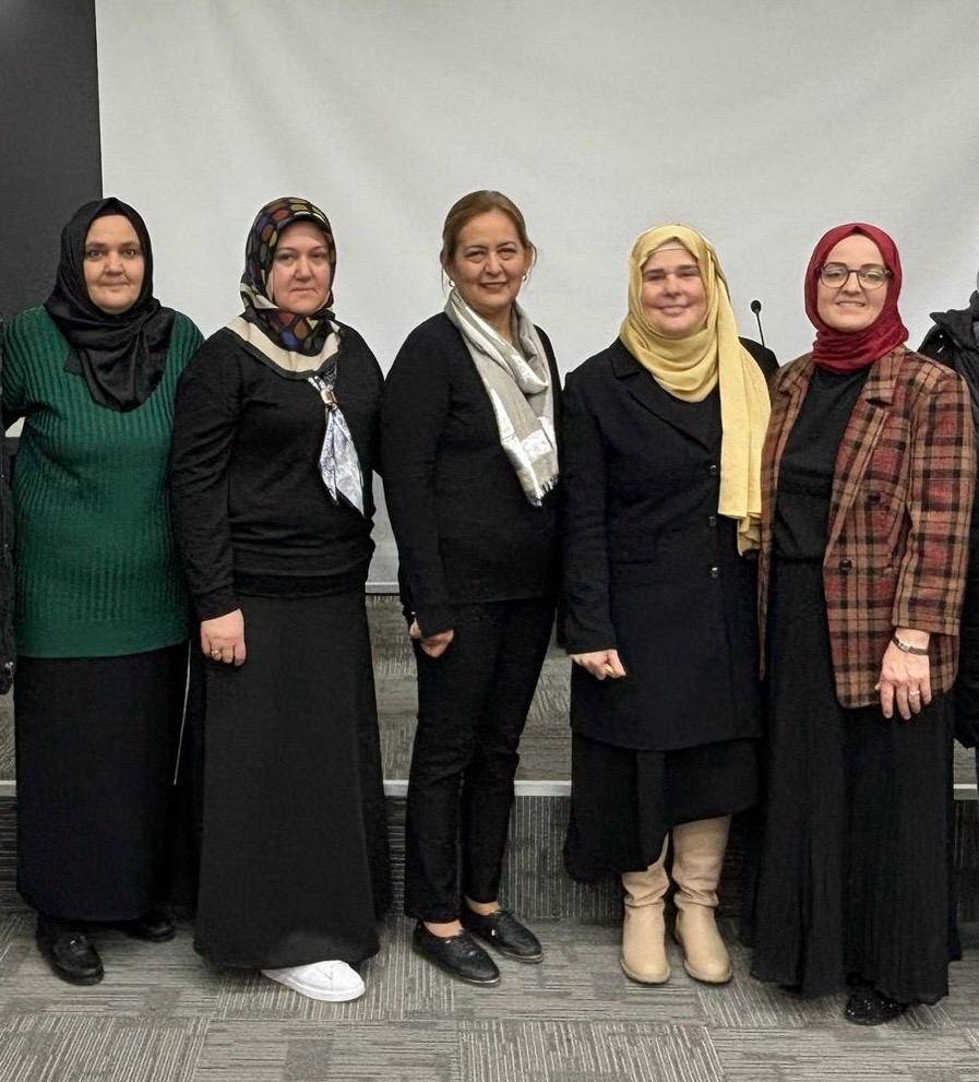 Kadınanalar Kültür Derneği’nden Türk Bayrağına Yönelik Saldırıya Sert Tepki