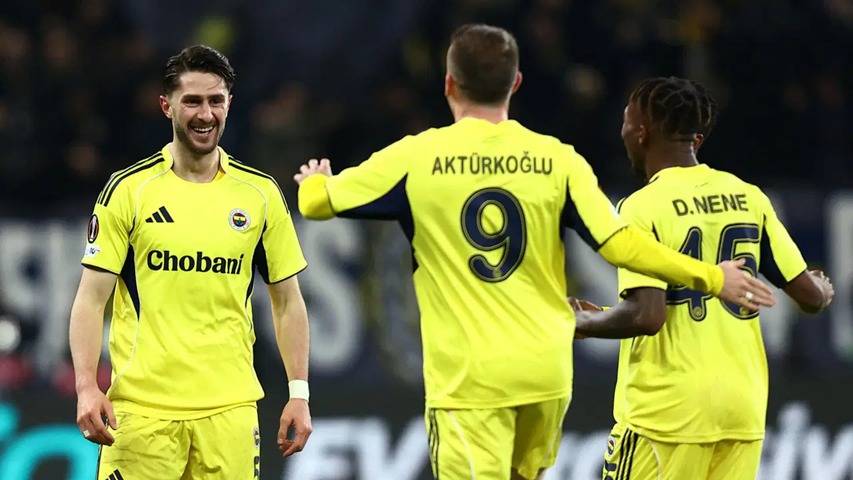 UEFA Avrupa Ligi Play-Off Turu: Fenerbahçe – Nottingham Forest Maçı Tarihleri Belli Oldu!