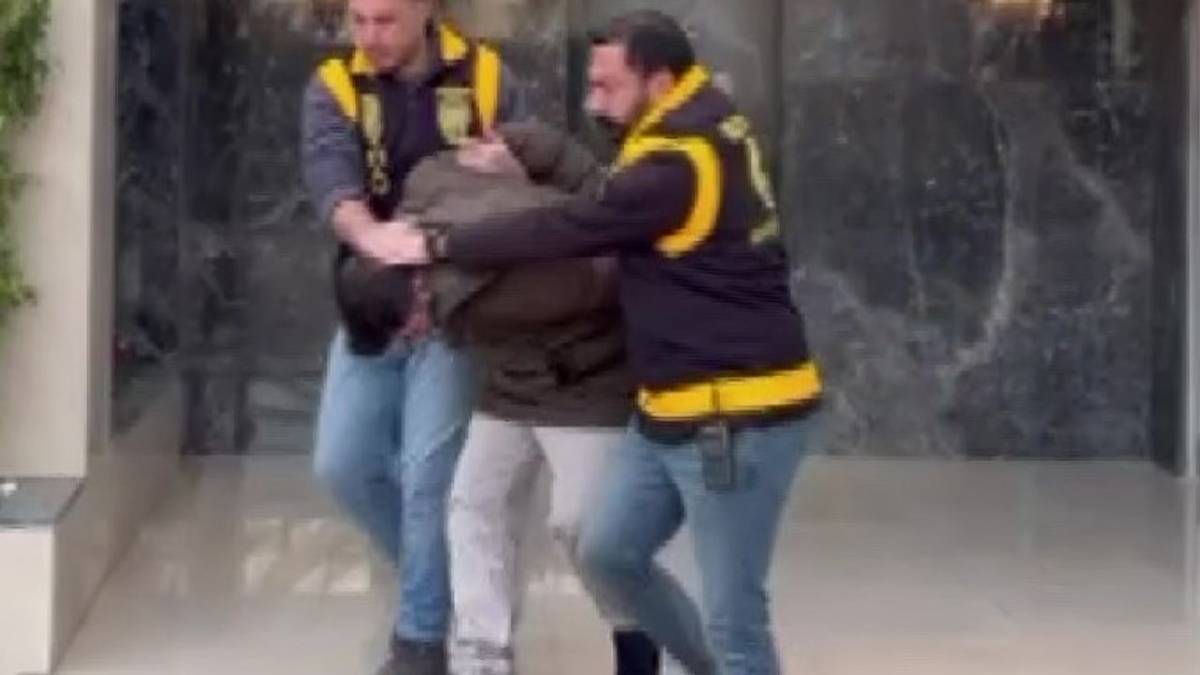 Adana’da Çevrimiçi Oyun Tartışması Şiddete Dönüştü: 17 Yaşındaki Genç Darbedildi!