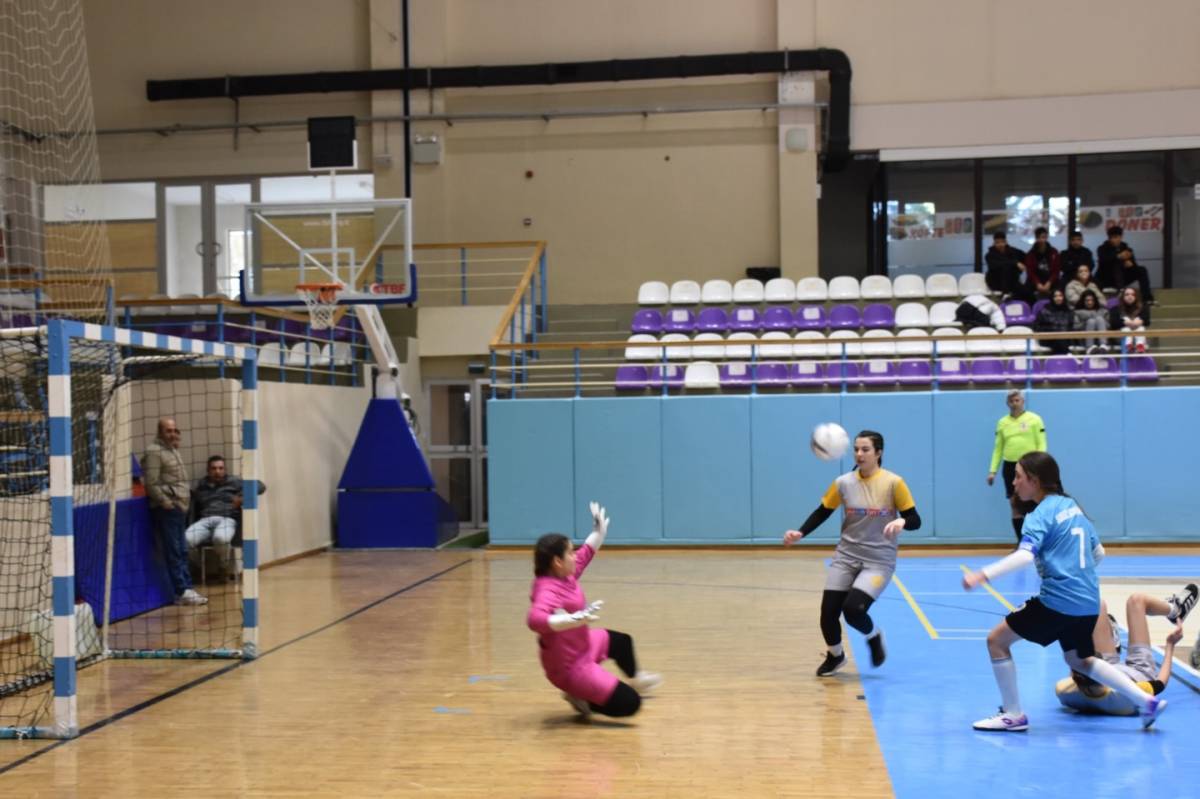 Afyonkarahisar’da Yıldız Kızlar Futsal Heyecanı Sona Erdi