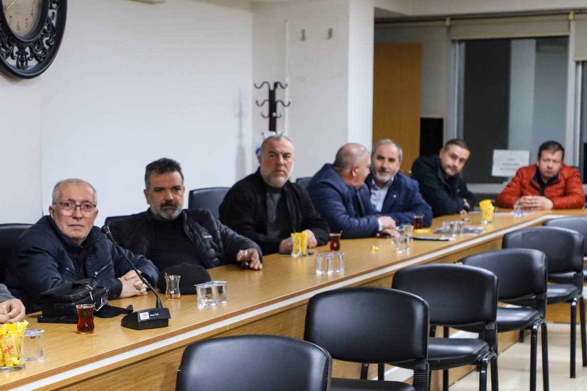 AK Parti Afyonkarahisar’da Merkez İlçe Mahalle Başkanları Toplantısı Yapıldı