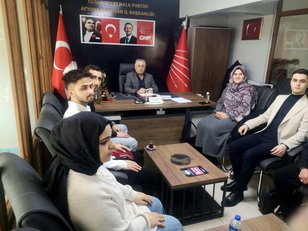 AKÜ Yönetim ve Siyaset Topluluğu'ndan CHP Afyonkarahisar İl Başkanlığı'na Ziyaret