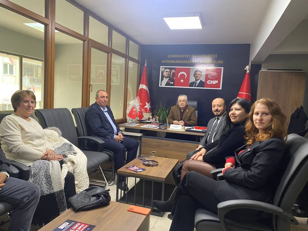 Dazkırı CHP İlçe Başkanı Diker’den Başkan Karadeniz’e Hayırlı Olsun Ziyareti