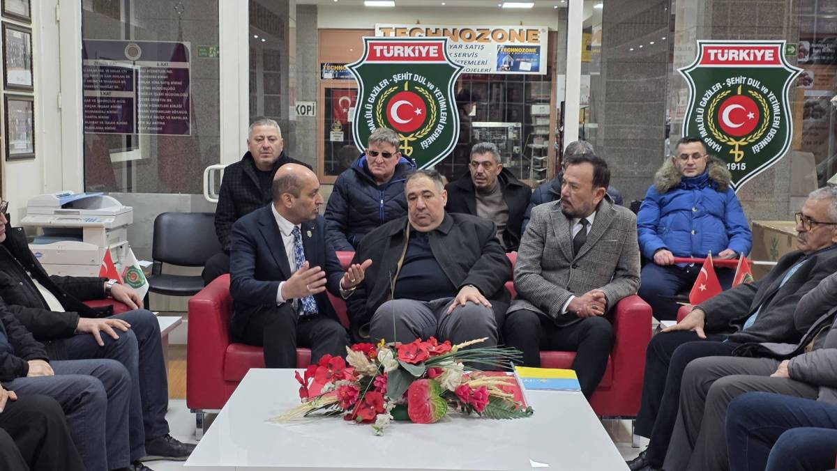 İYİ Parti İl Başkanı Mısırlıoğlu’ndan Şehit ve Gaziler Derneği’ne Ziyaret