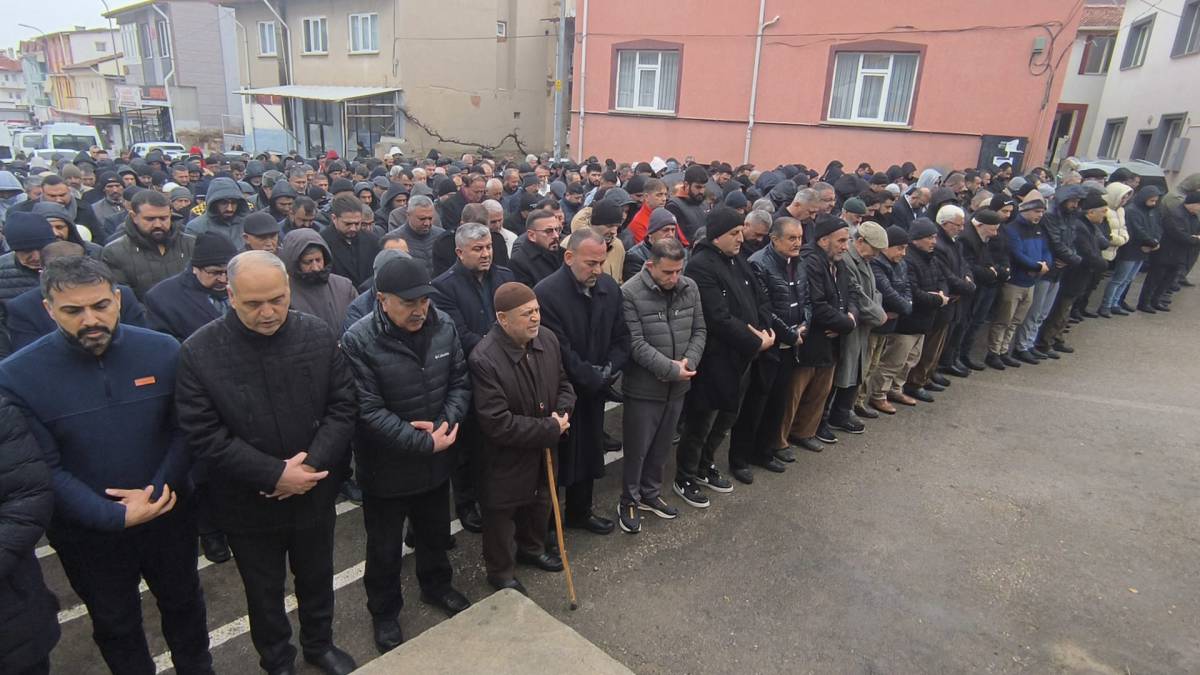 BAŞKAN ŞAHİN’İN BABASI SON YOLCULĞUNA UĞURLANDI