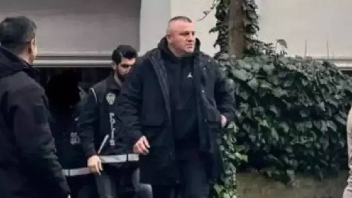 Son Dakika: İmamoğlu’nun Korumalarından Bektaş Kamburoğlu Serbest Bırakıldı!