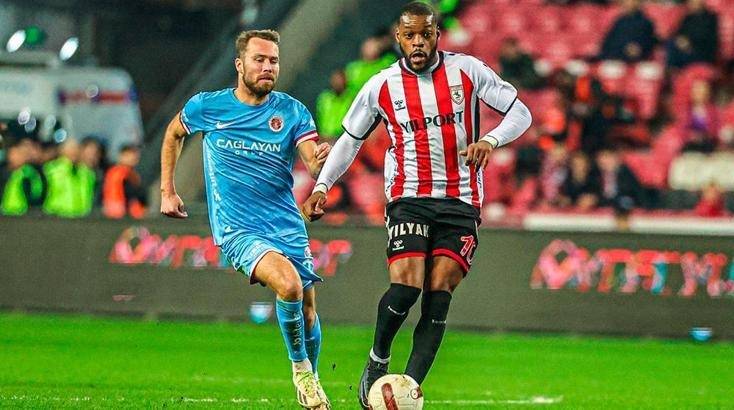 Antalyaspor - Samsunspor Süper Lig Maçı: Tarih, Saat ve Canlı Yayın Detayları!