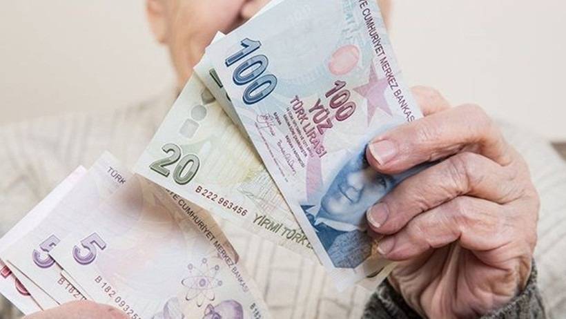 Emeklilere 14 Bin Liralık Geri Ödemesiz Nakit Desteği! Bakan Uraloğlu Açıklama Yaptı!