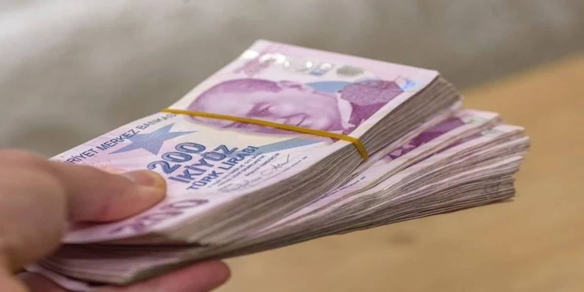 2026 Emekli Bayram İkramiyesi Ne Kadar Olacak? 5 Bin TL İddiası Gündemde!