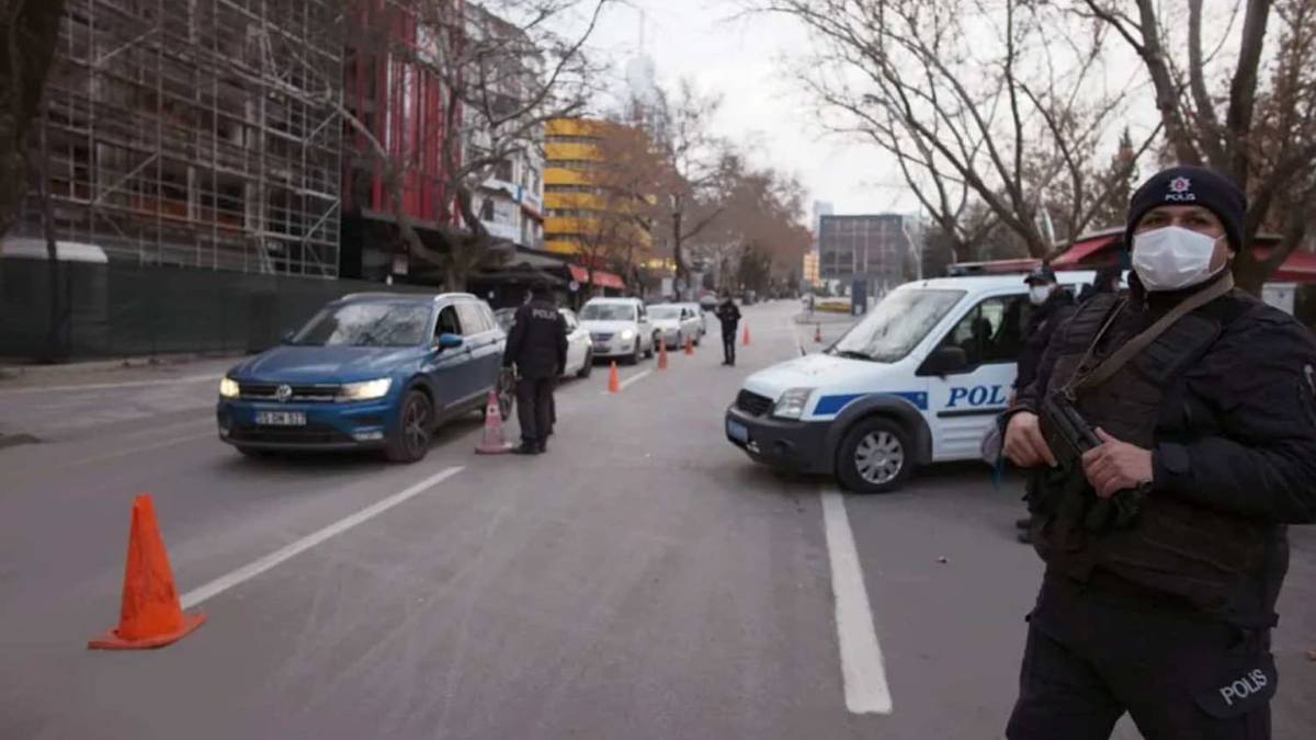 ‘Casperlar’ Suç Örgütüne Operasyon: 9’u Polis 17 Şüpheli Hakkında Gözaltı Kararı!