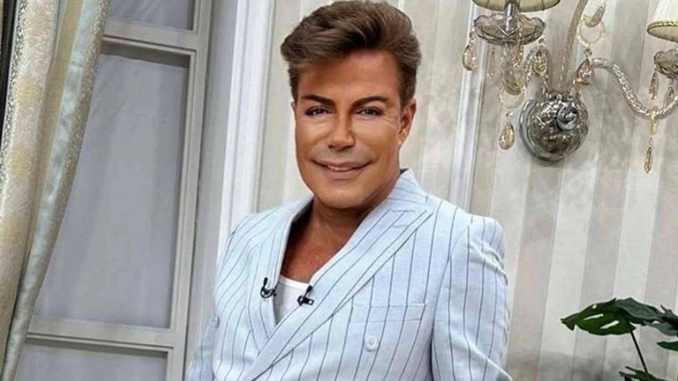 Fatih Ürek’e Veda: Ünlü Sanatçı Gözyaşlarıyla Son Yolculuğuna Uğurlanıyor!