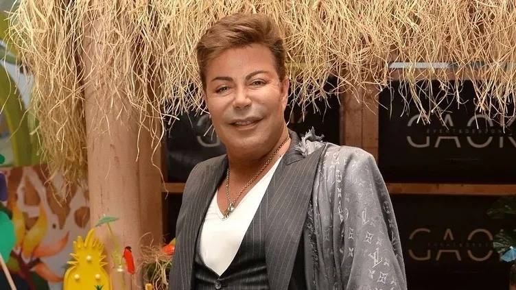 Fatih Ürek’e Veda: Ünlü Sanatçı Gözyaşlarıyla Son Yolculuğuna Uğurlanıyor!